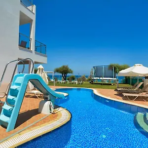 וילה Seafront, פרוטאראס